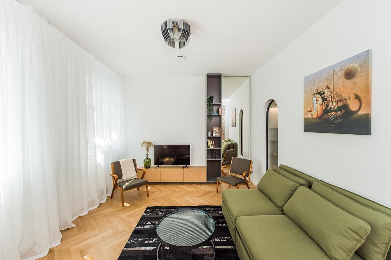 Kaunas Town Hall Apartment 5A By Urban Rent מראה חיצוני תמונה